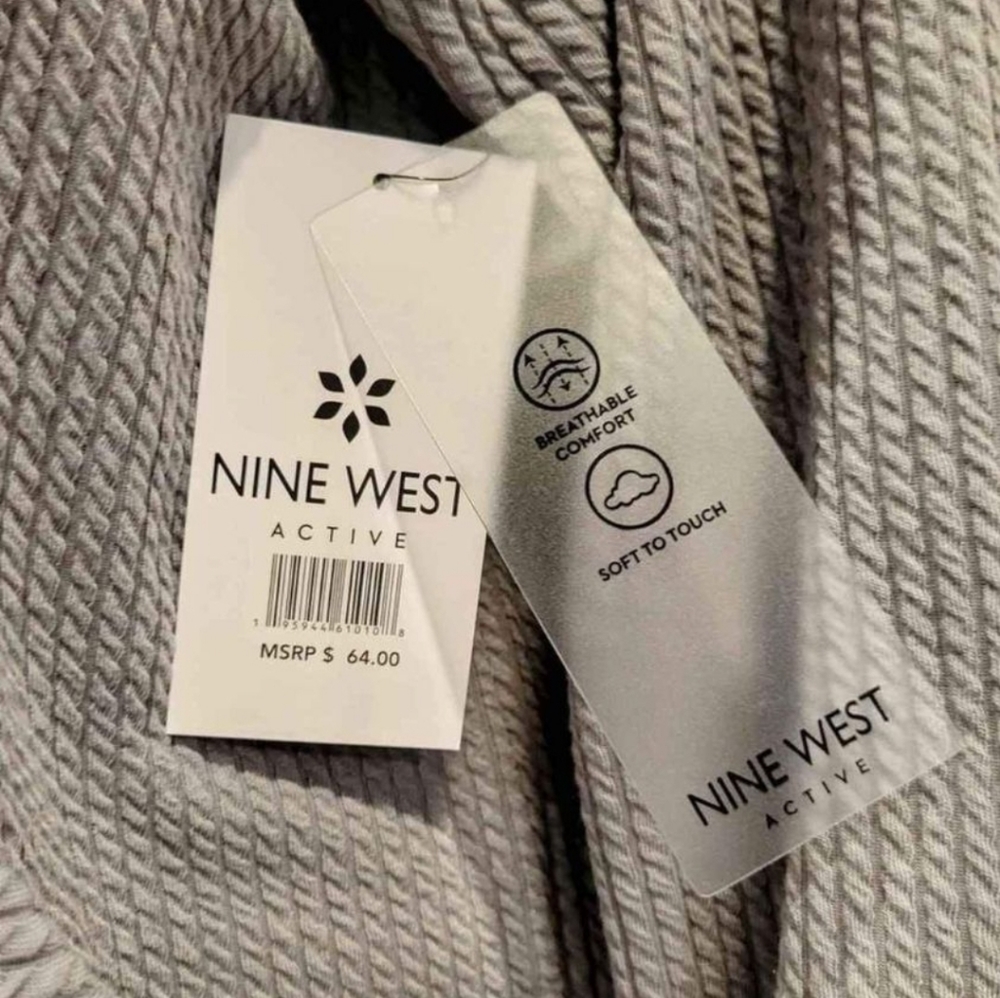 NWT 2X Nine West Active Grey Textured Pullover - Picture 3 of 9